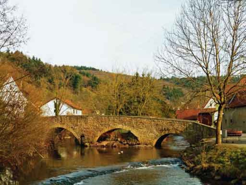 Huw65 _grenzgaenger Heyinparis Skaliert