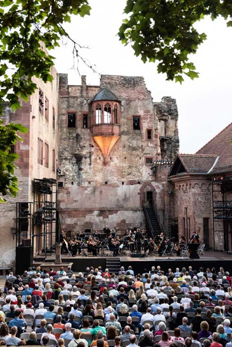 Blick auf den Schlosshof in Heidelberg