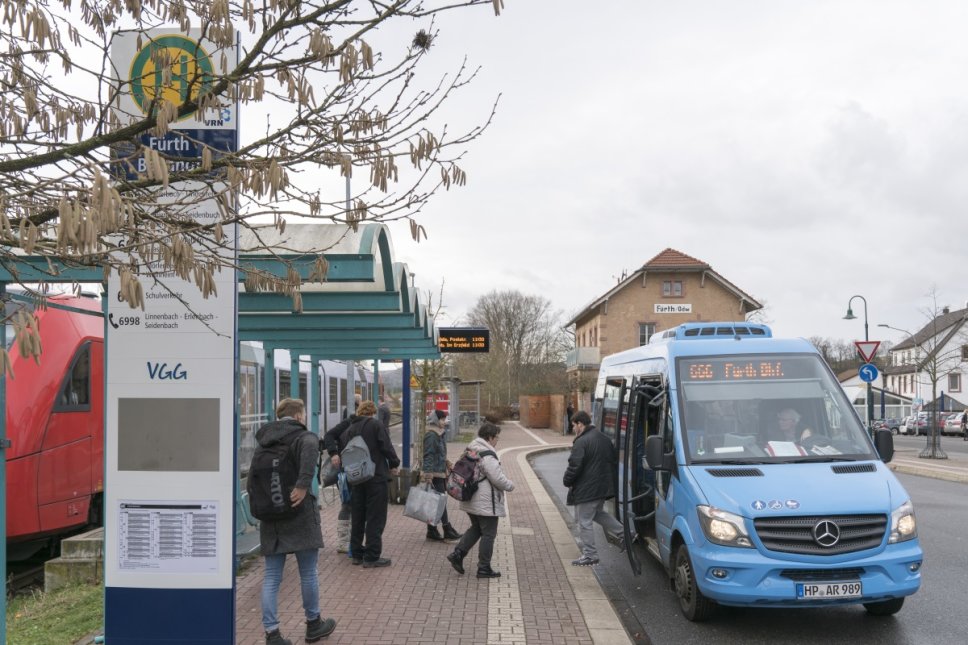 Vrn Dynamische Fahrgastinformationsanzeiger Im Kreis Bergstrasse