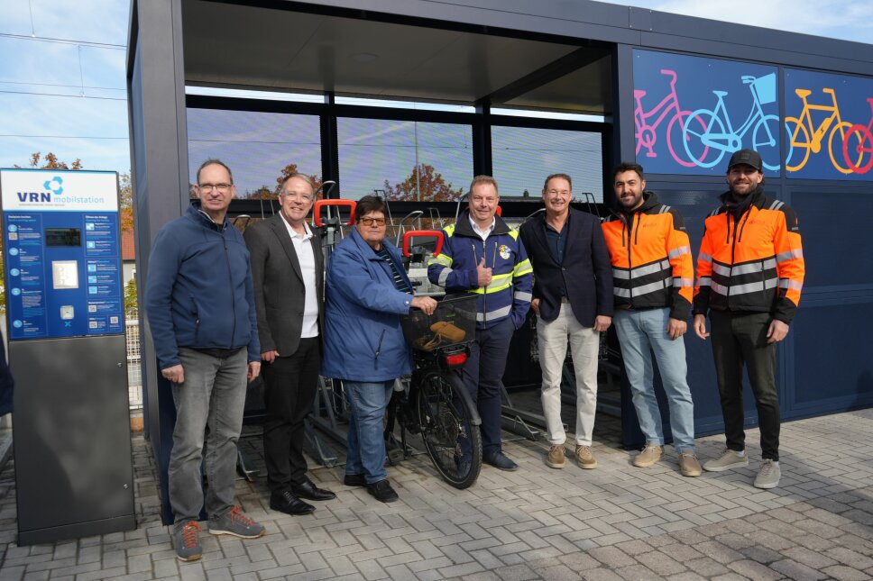 26-26 Einweihung Sammelschließanlage Haßloch
